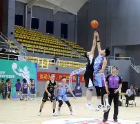 篮球比赛惊现突发事件引关注()